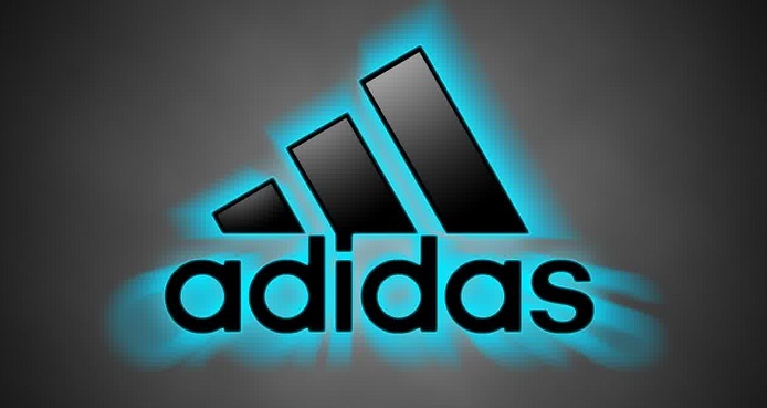 Adidas открещивается от причастности к подкупу ФИФА 