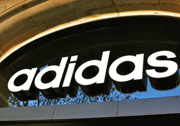 Adidas вернет часть производства в Германию