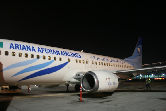 Самолет  "Ariana Afghan Airlines" совершил экстренную посадку в Баку