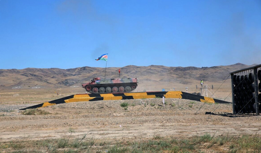 Азербайджанские артиллеристы вышли в финал - ФОТО