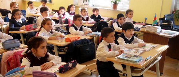 Сколько детей в Азербайджане никогда не ходило в школу?