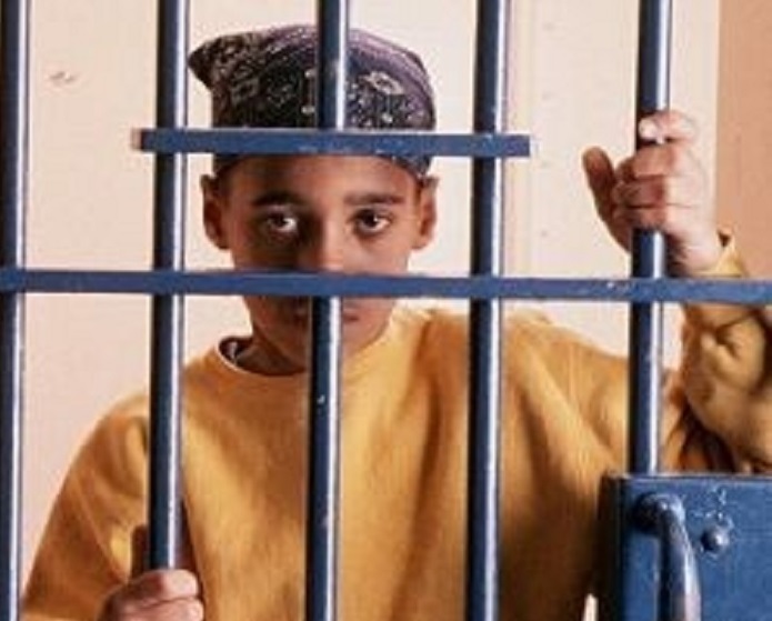 UNICEF: В мире более 1 миллиона детей находятся в тюрьмах