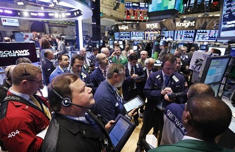 Bloomberg: Богатейшие люди мира потеряли миллиарды на падении рынков