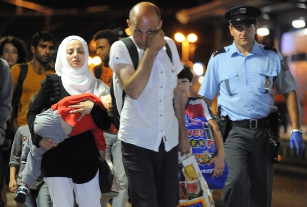 Чехия готова временно принять сирийских беженцев из Турции