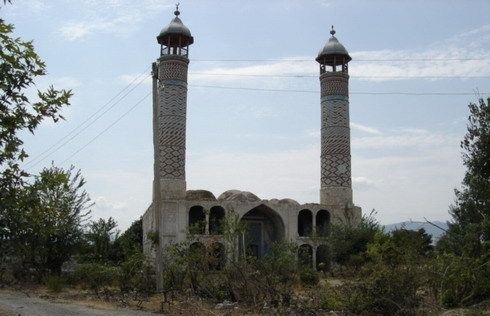 Список историко-религиозных памятников, разрушенных армянами в ходе апрельских боев
