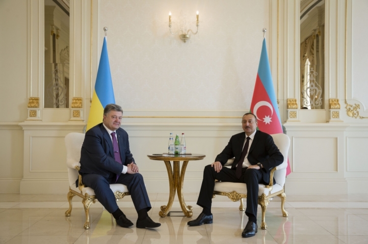 В Азербайджане организован прием в честь президента Украины