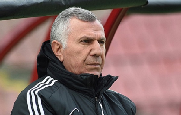 Главный тренер сборной Армении по футболу ушел в отставку