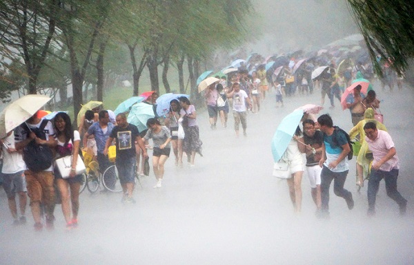 На Китай обрушился мощнейший за 40 лет тайфун `Нида`