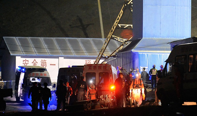 В Китае восемь человек погибли при аварии на шахте