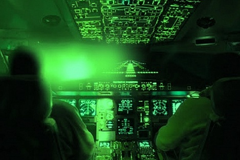 Пилот самолета подвергся лазерной атаке