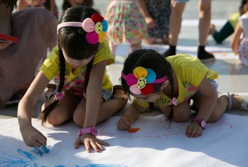 День творчества для детей в парке Центра Гейдара Алиева