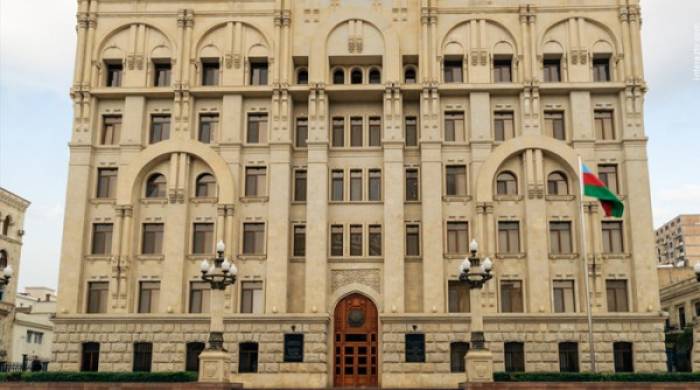 МВД об аварии полицейского автомобиля в Баку