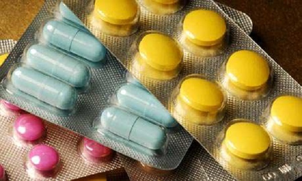 В Азербайджане свыше 1100 наименований лекарств будут продаваться по новым ценам