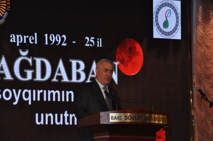 В БГУ отметили 25-ю годовщину трагедии в Агдабане