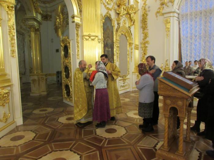 Архиерей впервые за сто лет совершил литургию в Эрмитаже