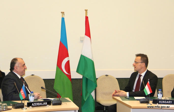 Мамедъяров и Сийярто обсудили перспективы сотрудничества