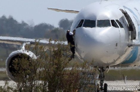 СРОЧНО: Угонщик самолета EgyptAir арестован - ВИДЕО