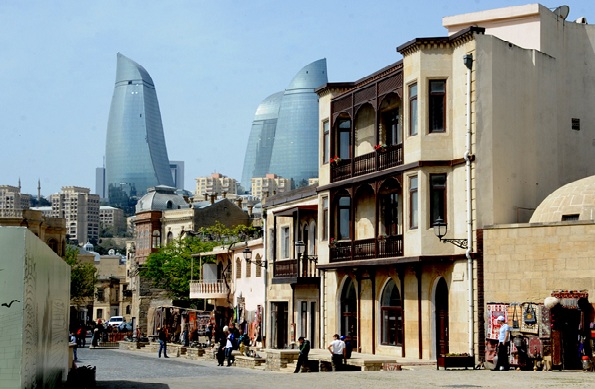 В Азербайджан прибыло туристов в 5 раз больше - министр