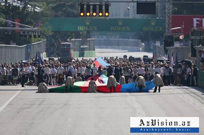 Соревнования Гран-при Азербайджана Формулы 1 в фотографиях (ФОТОСЕССИЯ)