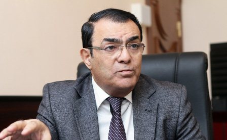 Исрафил Исрафилов вновь утвержден на должность директора АзДрамы