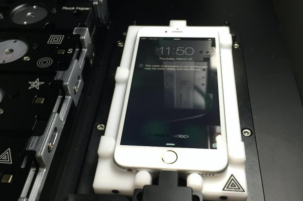 Сотрудник Apple рассказал о «Машине для калибровки iPhone» 