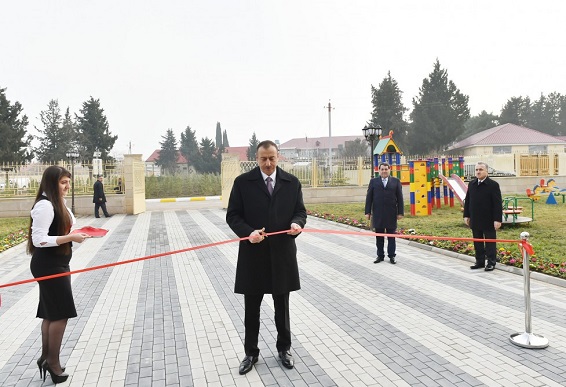 Ильхам Алиев принял участие в открытии детсада в Товузе - ФОТО