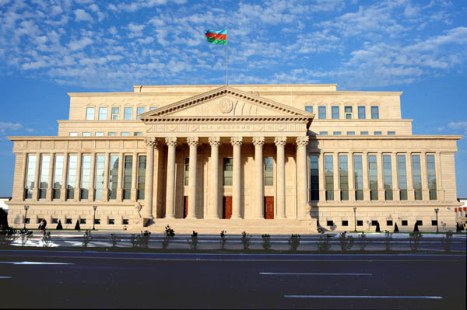 Смертельный случай в Верховном суде Азербайджана 