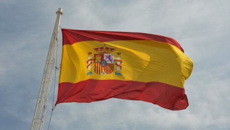 Экономика Испании сократилась на рекордные 5,2%