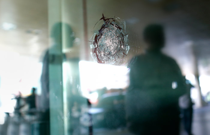 ФСБ в Хабаровске подверглась нападению, есть жертвы
