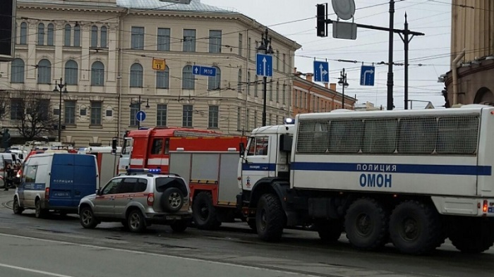 Генпрокуратура России: Взрывы в петербургском метро - теракт