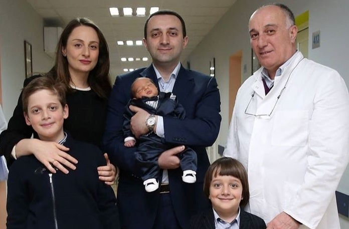 Экс-премьер Грузии стал отцом в четвертый раз