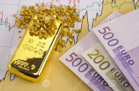 Евро и золото стремительно дорожают