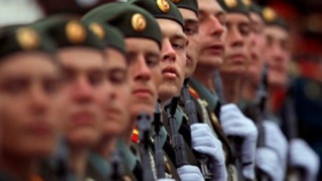 Российские военные в Армении: «Командовать парадом буду я!»