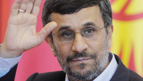 Ахмадинеджаду угрожает тюрьма