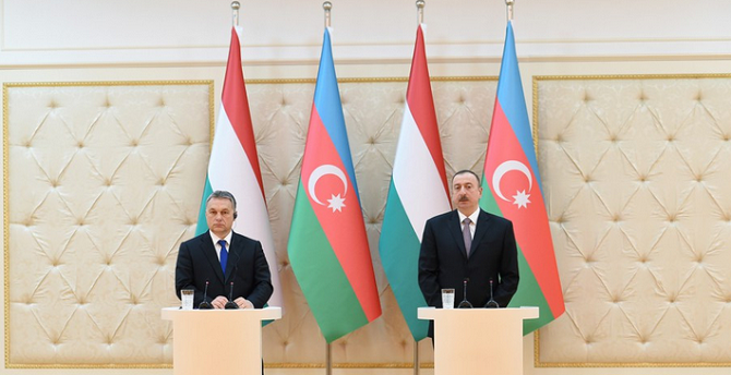 Ильхам Алиев : "Энергетическая политика Азербайджана высоко оценивается ЕС"