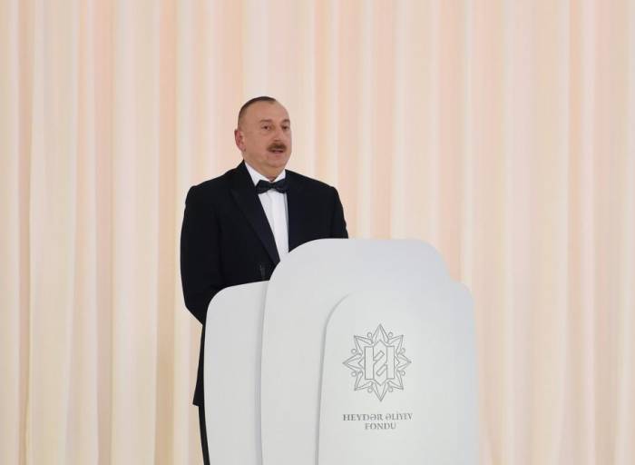 Ильхам Алиев: Маргинализованный элемент, не может повлиять на нашу работу