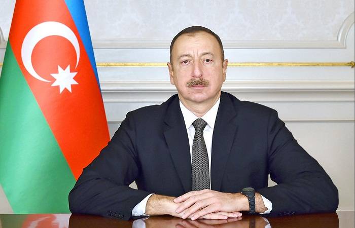 Ильхам Алиев поздравил польского коллегу