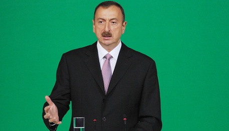 Ильхам Алиев принимает участие в открытии выставки "Нефть и газ"
