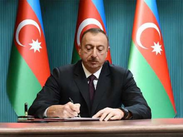 В Азербайджане создан Координационный совет по транзитным грузоперевозкам
