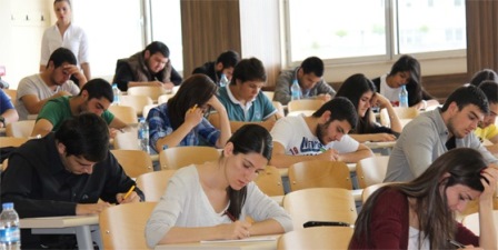 В Азербайджане 897 учащихся освобождены от сдачи выпускных экзаменов