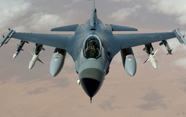 В Саудовской Аравии разбился истребитель ВВС Иордании