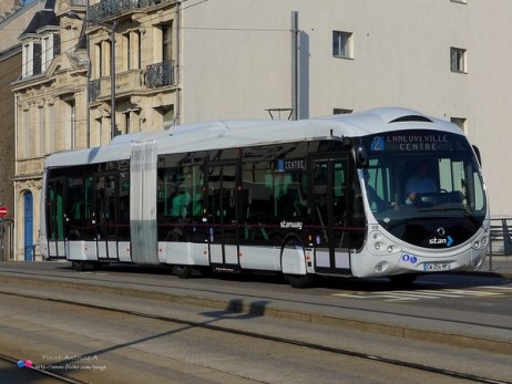 151 газовый автобус Iveco Crealis для Баку