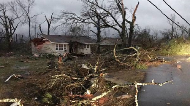 Торнадо в Луизиане: пострадали 40 человек - ФОТО