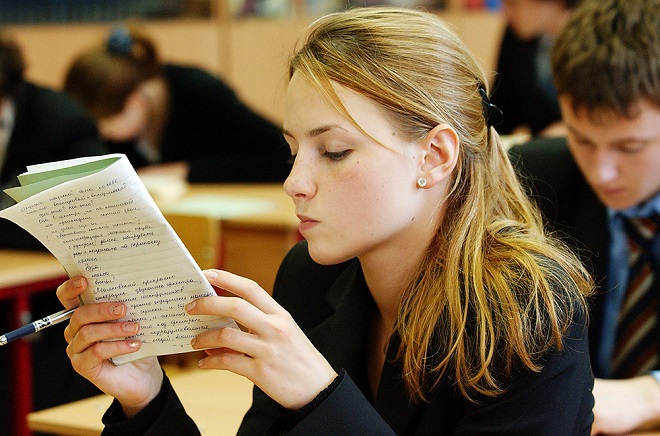 Печальная статистика: более 90 старшеклассников не умеют читать и писать