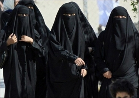 Женщины в Саудовской Аравии получили право голоса