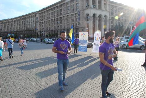 В Киеве проведена акция в поддержку Евроигр - ВИДЕО
