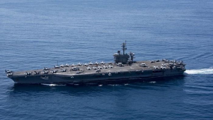 Северная Корея угрожает потопить американский авианосец
