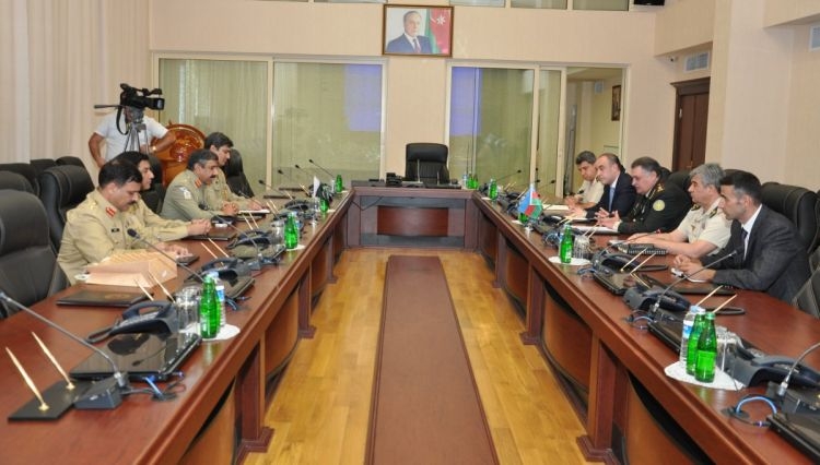 Делегация пакистанского Нацагентства с визитом в Азербайджане