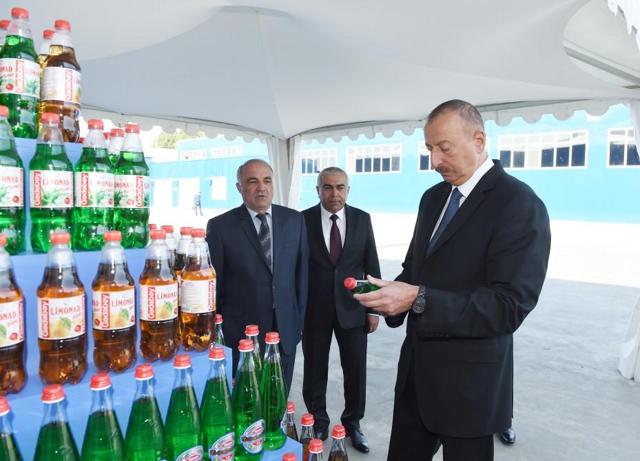 Ильхам Алиев принял участие в открытии лимонадного завода
