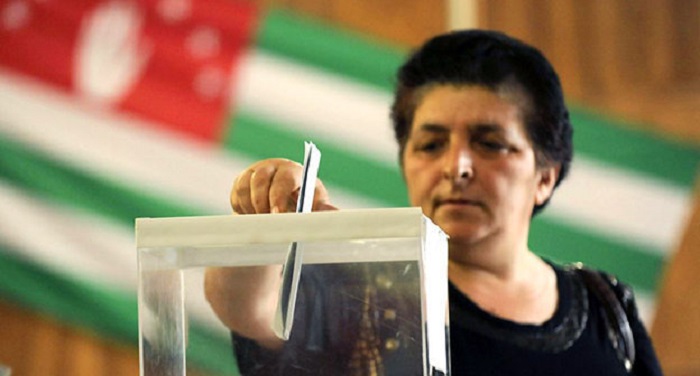 В Абхазии началось голосование во втором туре парламентских выборов